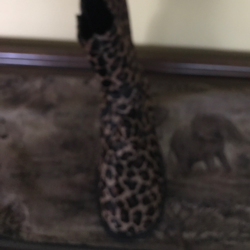 Boots - Picture 2 of 3