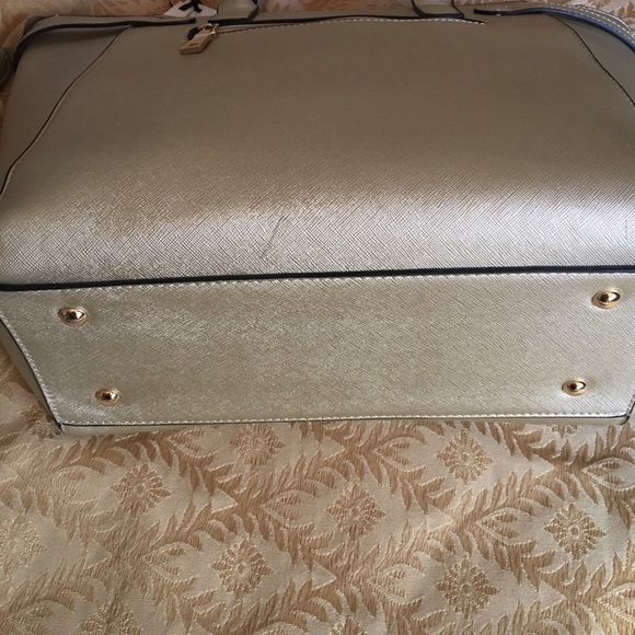 La Terre Fashion Vegan purse - Picture 3 of 5