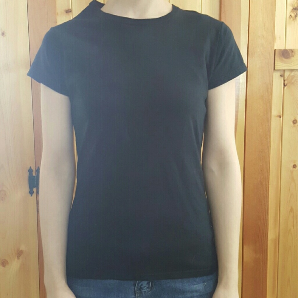 Black T-shirt