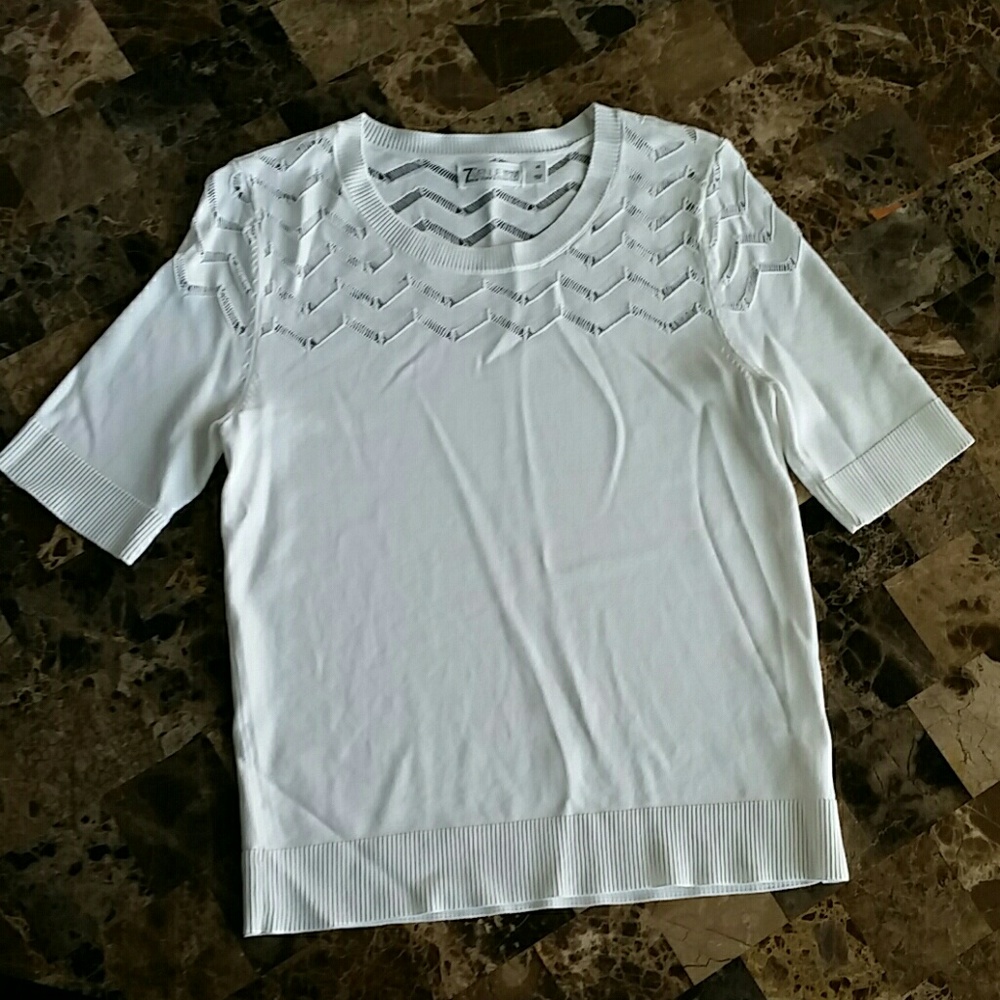 NWOT - New York and Company White Sweater - XS