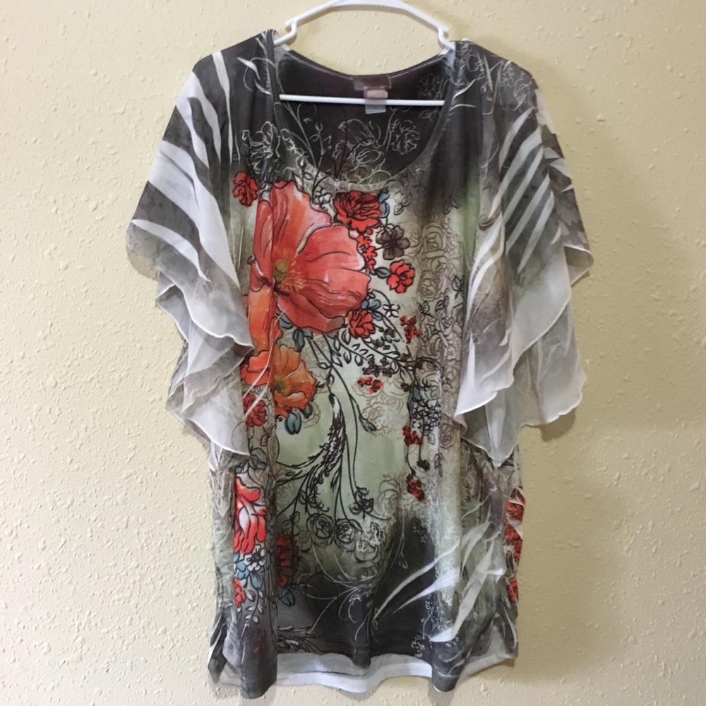 Pretty top! ****SOLD****