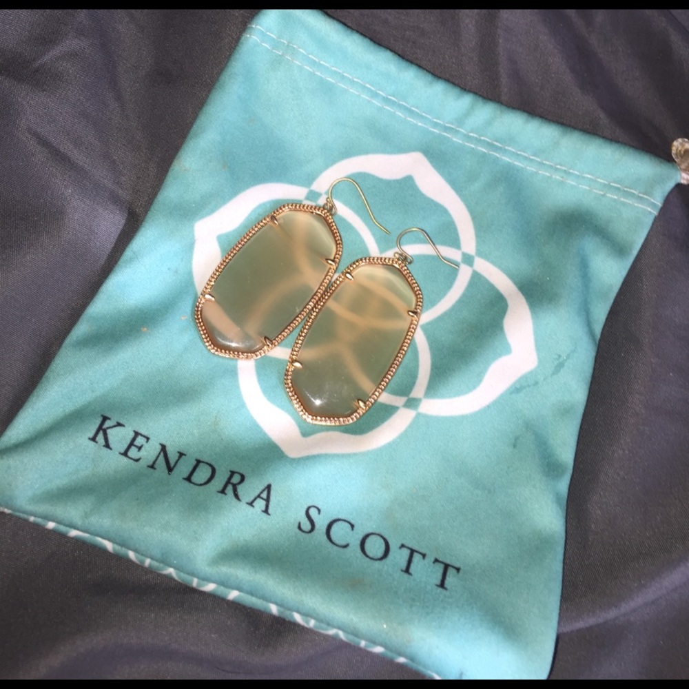 Kendra Scott Danielle Rose Gold Earrings