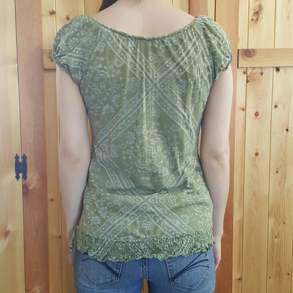 Cute blouse - Picture 2 of 2
