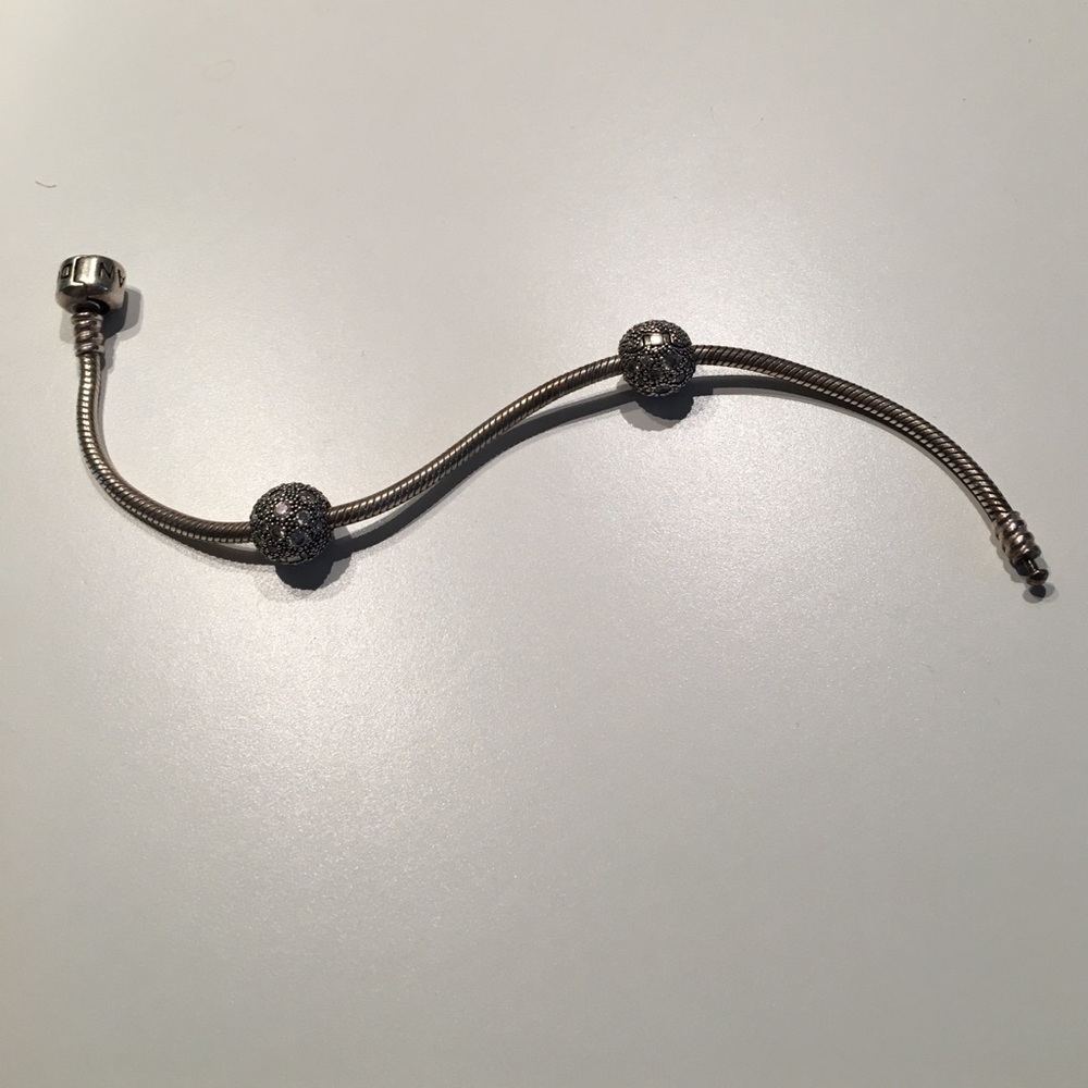 Pandora bracelet UPDATED!! please read.