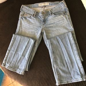 Hollister jeans. Size 5R