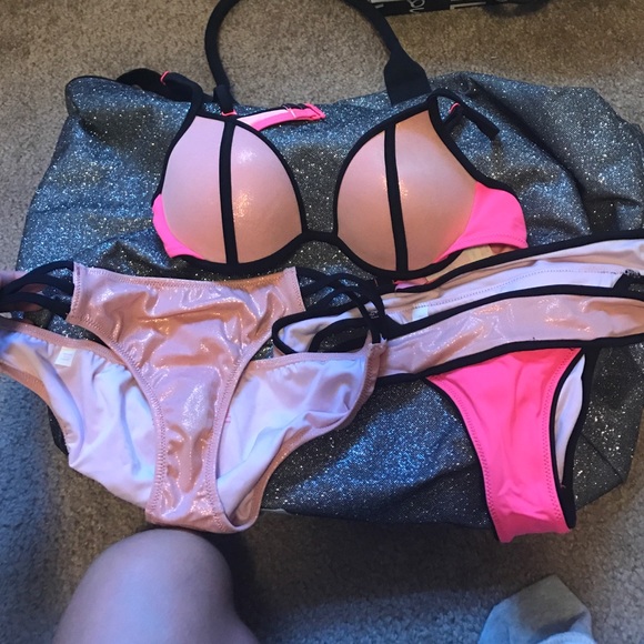 Victoria secret bathing suit 2 bottoms - Picture 4 of 4