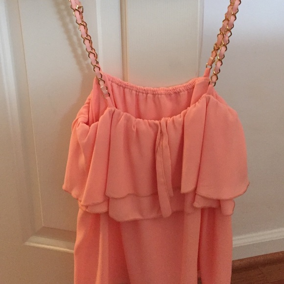 Peach silky tank top size small - Picture 3 of 3