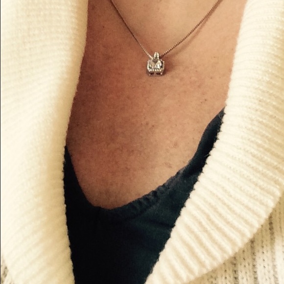 🌷NEW🌷Sparkling AAA CZ pendant in silver - Picture 6 of 6