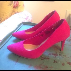 FINAL SALE Old Navy Pink Pumps size 10