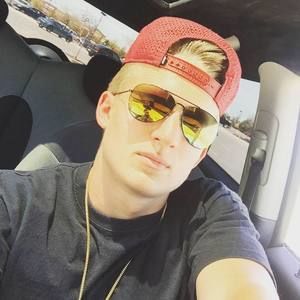 Meet your Posher, Chris