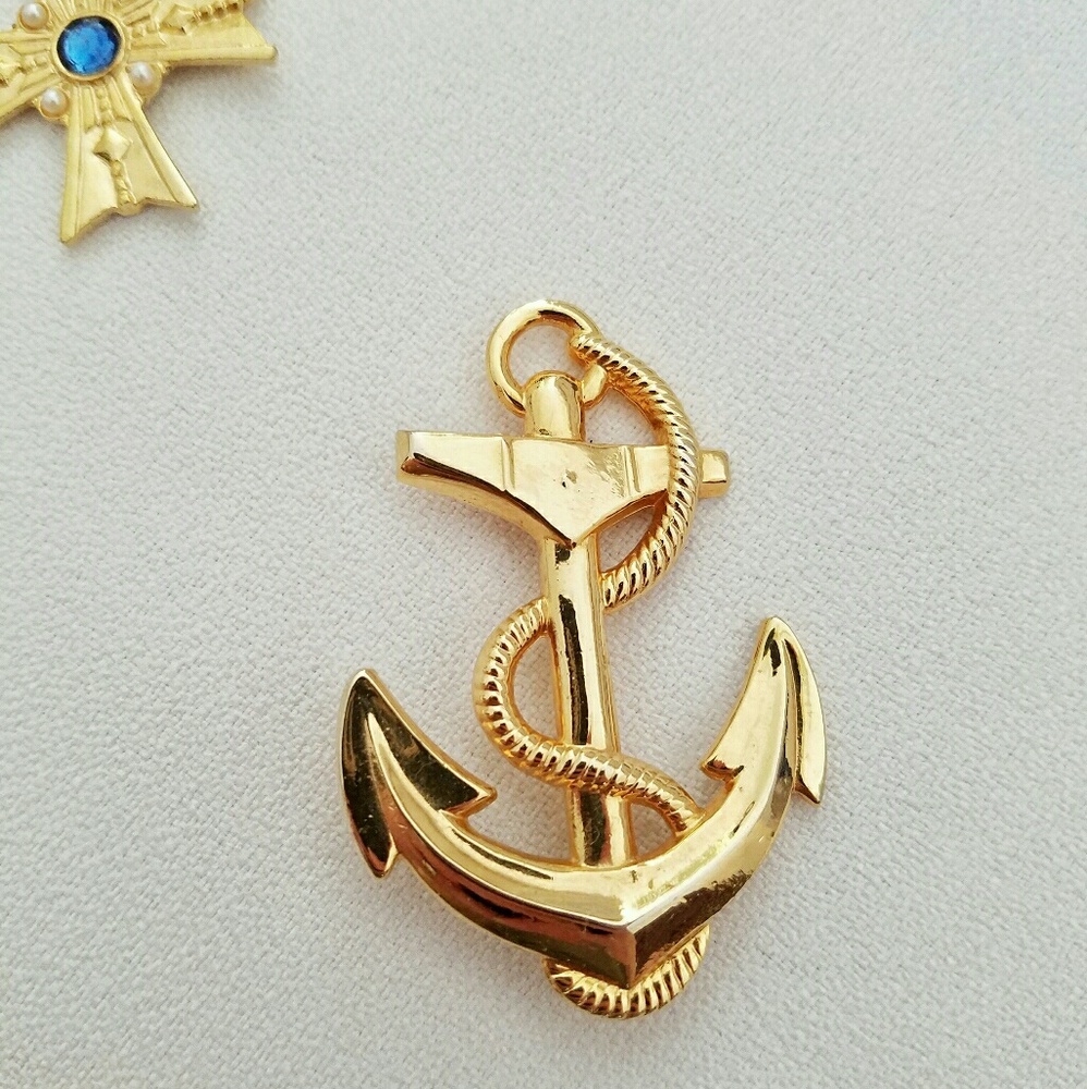 Vintage Gold Toned Anchor Marine Brooch Pin