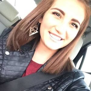 Meet your Posher, Kayla