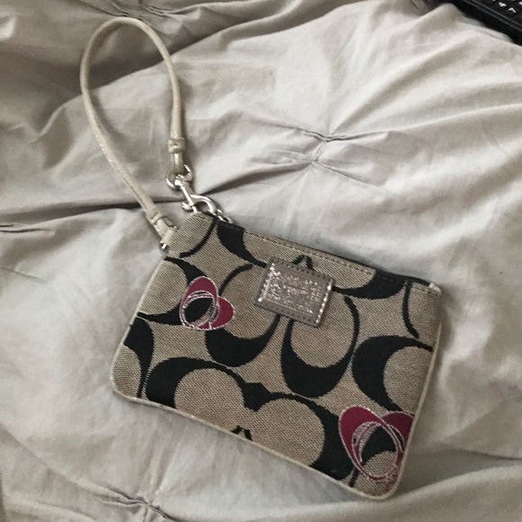 Coach wristlet - Picture 1 of 1