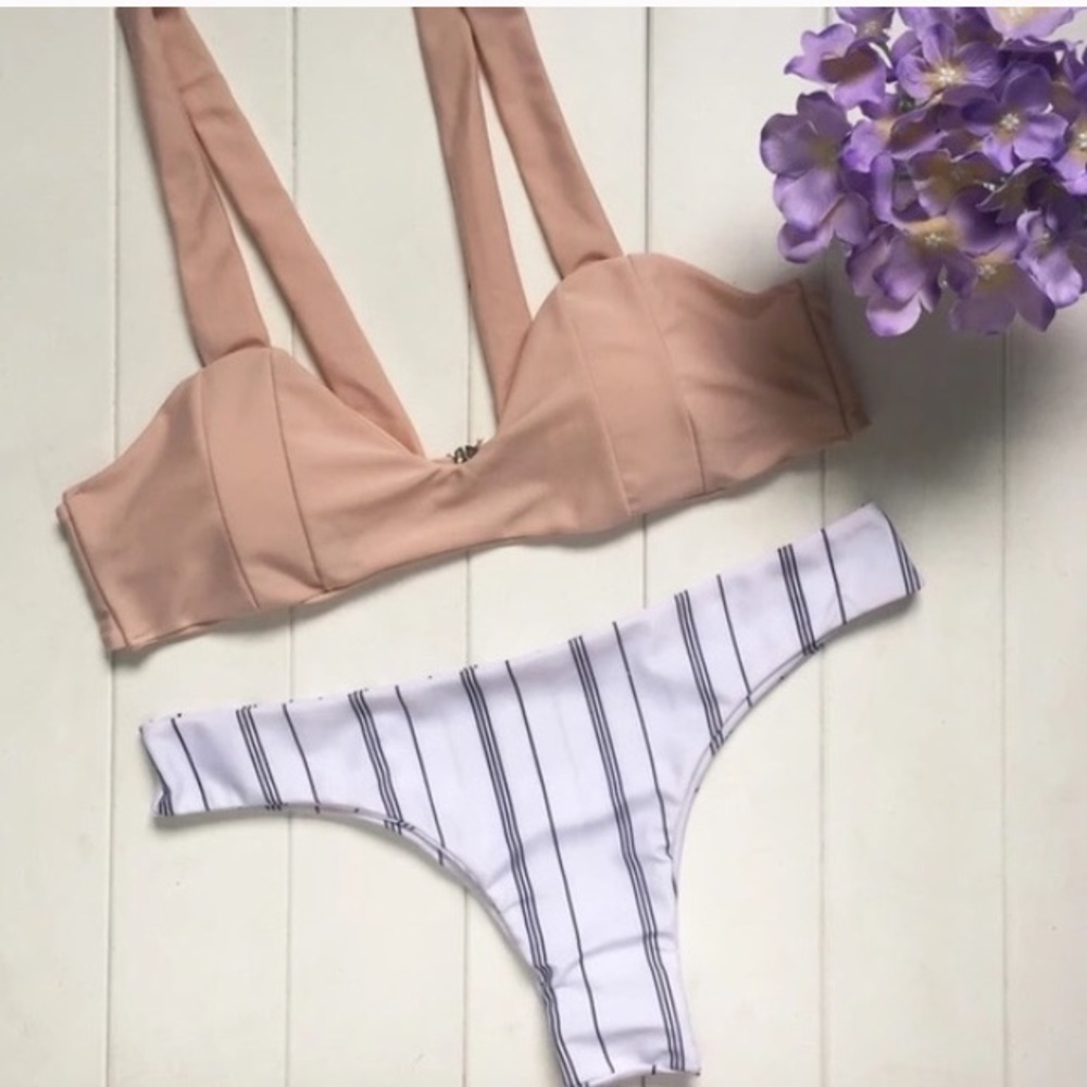 Sexy cheeky swimsuit