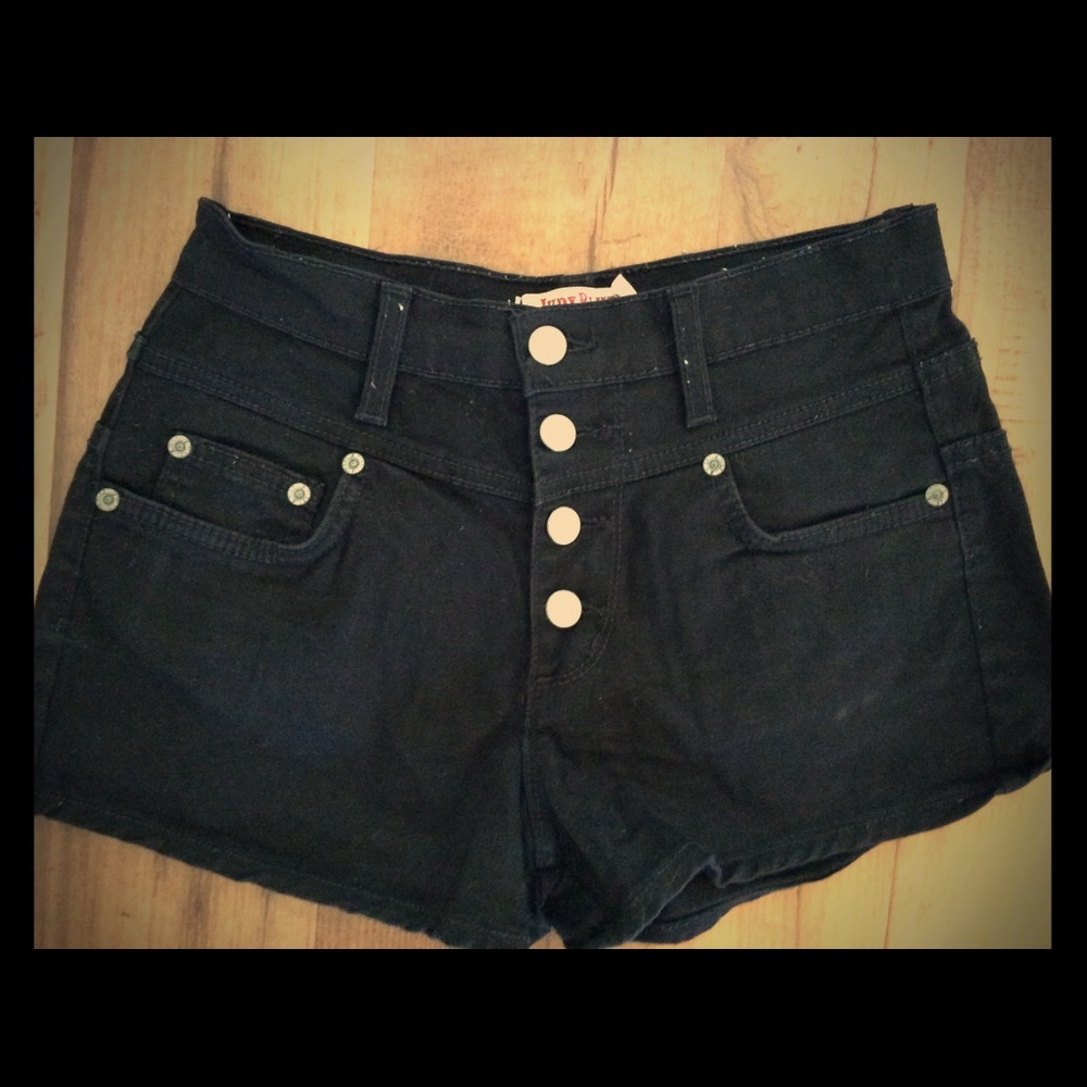 3" High Waisted Short