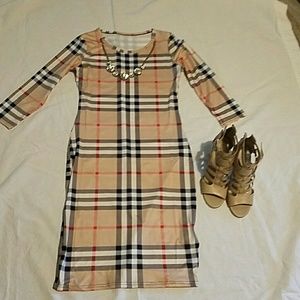 Plaid dress! Burberry pattern??Not Burberry!!!