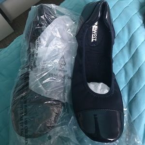 Brand new Nine West black flats