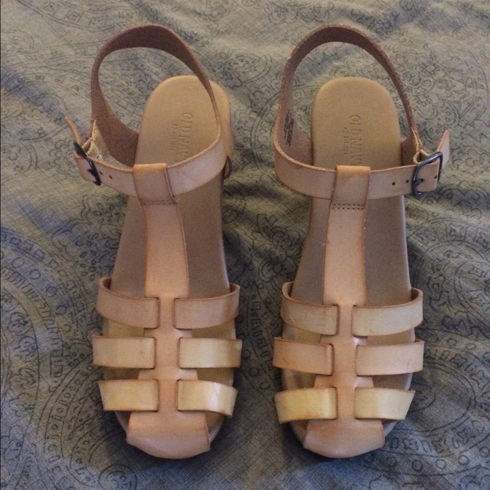 Old Navy clogs