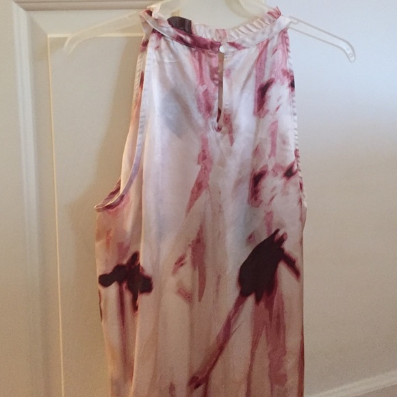 Banana Republic top size XS 100% silk - Picture 3 of 4