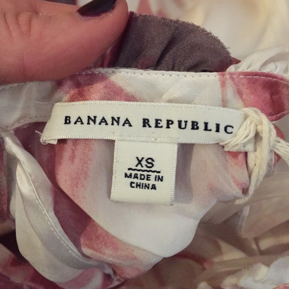 Banana Republic top size XS 100% silk - Picture 4 of 4