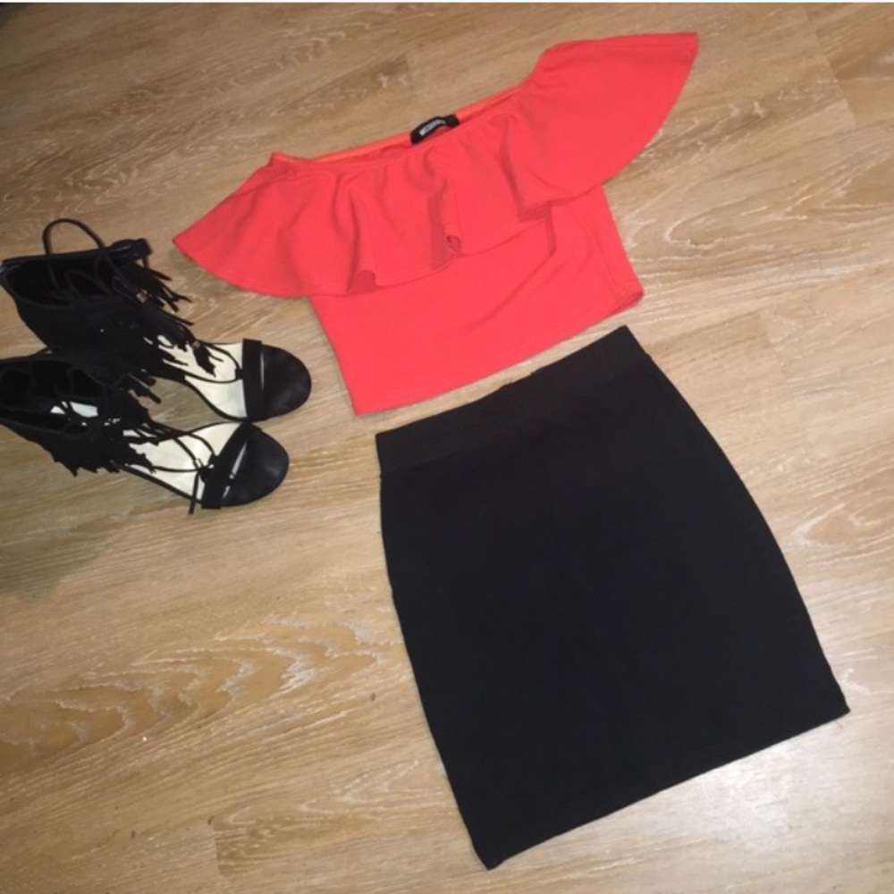 FOREVER 21💋BASIC MINI SKIRT