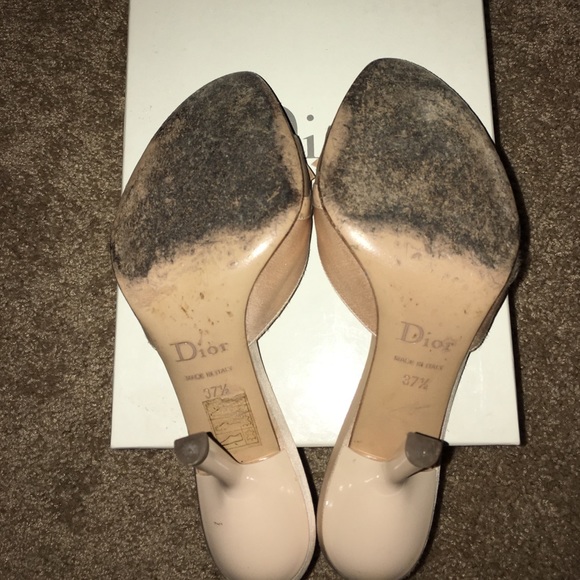 Pale pink satin padlock bow mule by Christian Dior - Picture 3 of 4