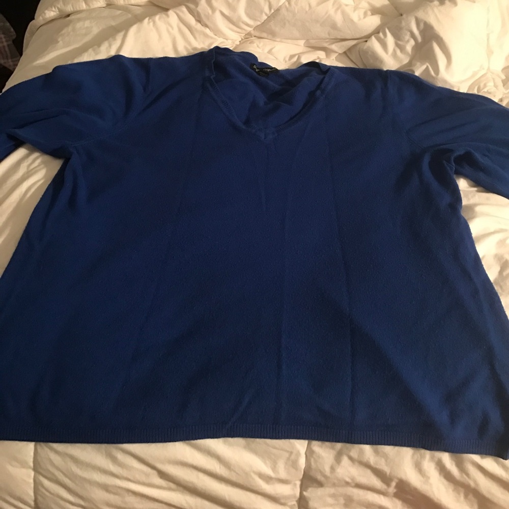 Royal Blue 3/4 length sleeve Sweater
