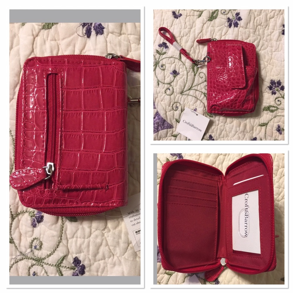 Croft & Barrow Wristlet NWT