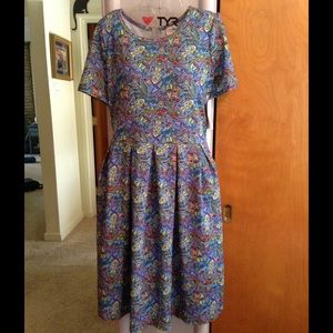 LuLaRoe Amelia XL