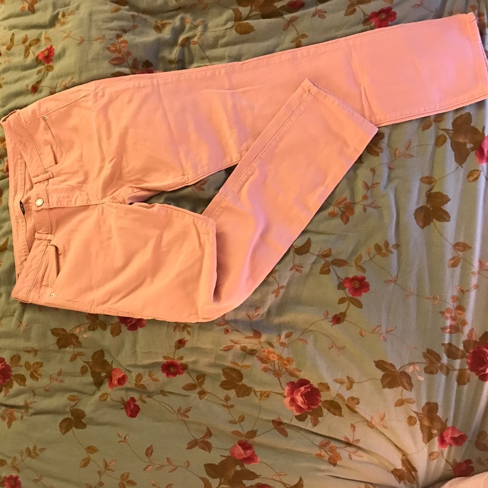 Peach color stretch jeans