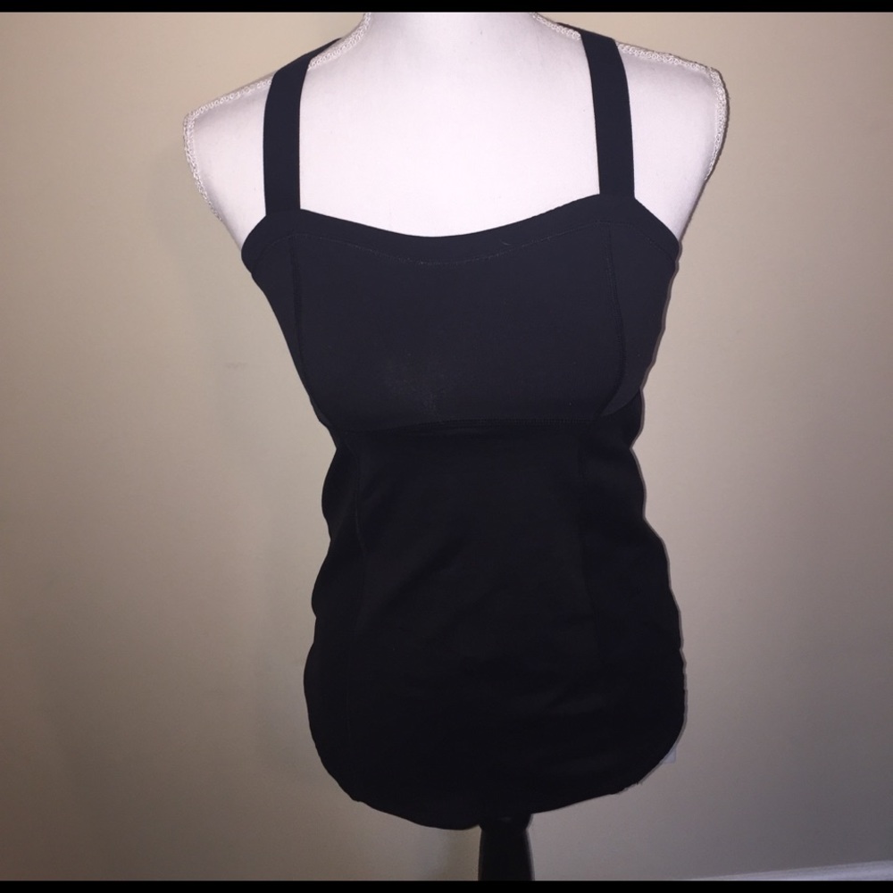 Lululemon small built in bra black work out top