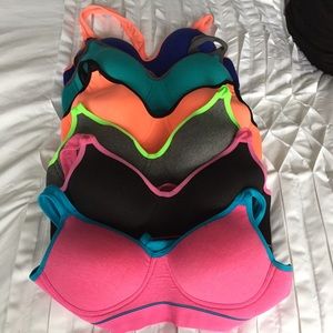 Lot of 6 padded sports bras - BRAND NEW! 36B