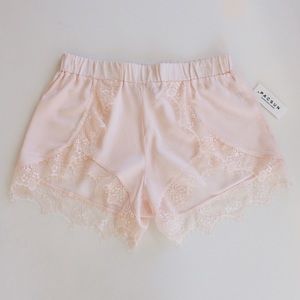 NWT Kendall & Kylie Blush Pink Lace Shorts
