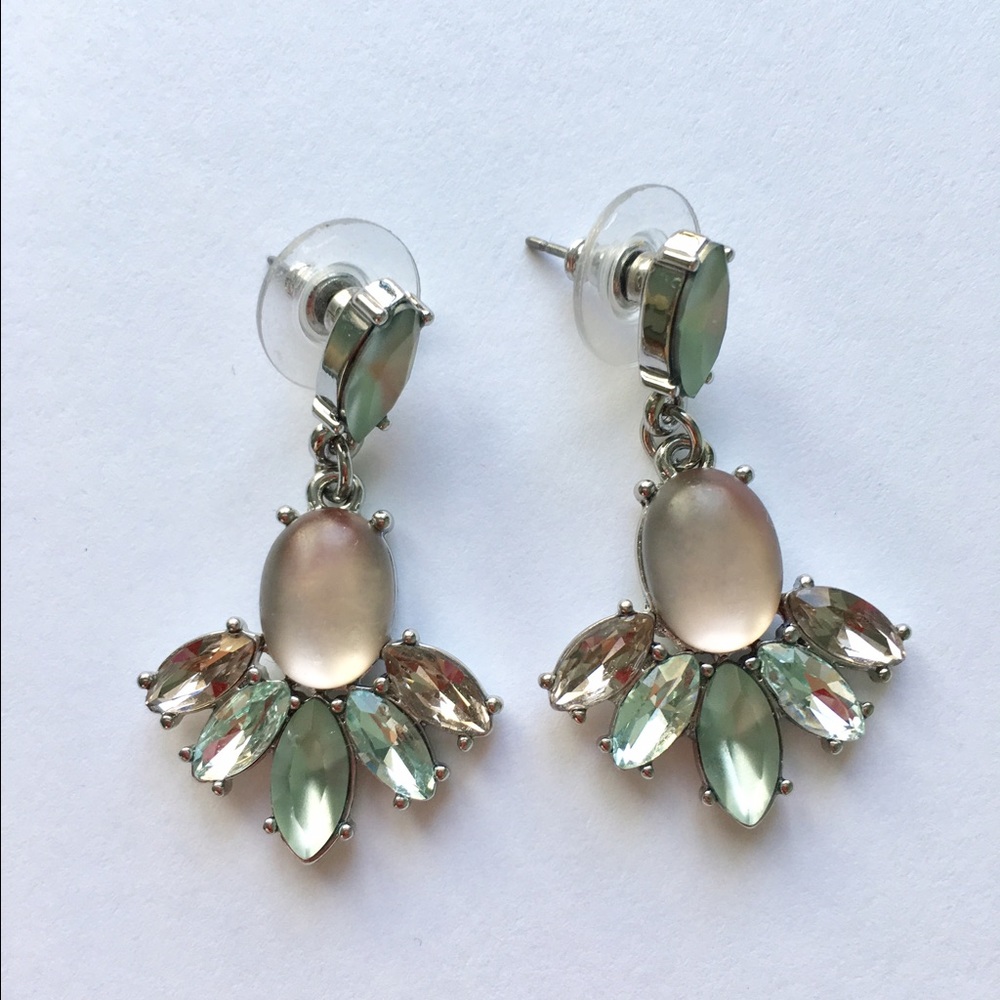 Chandelier earrings