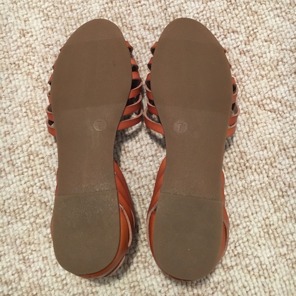 !!!PRICE DROP!!!!2 pairs of Mossimo sandals