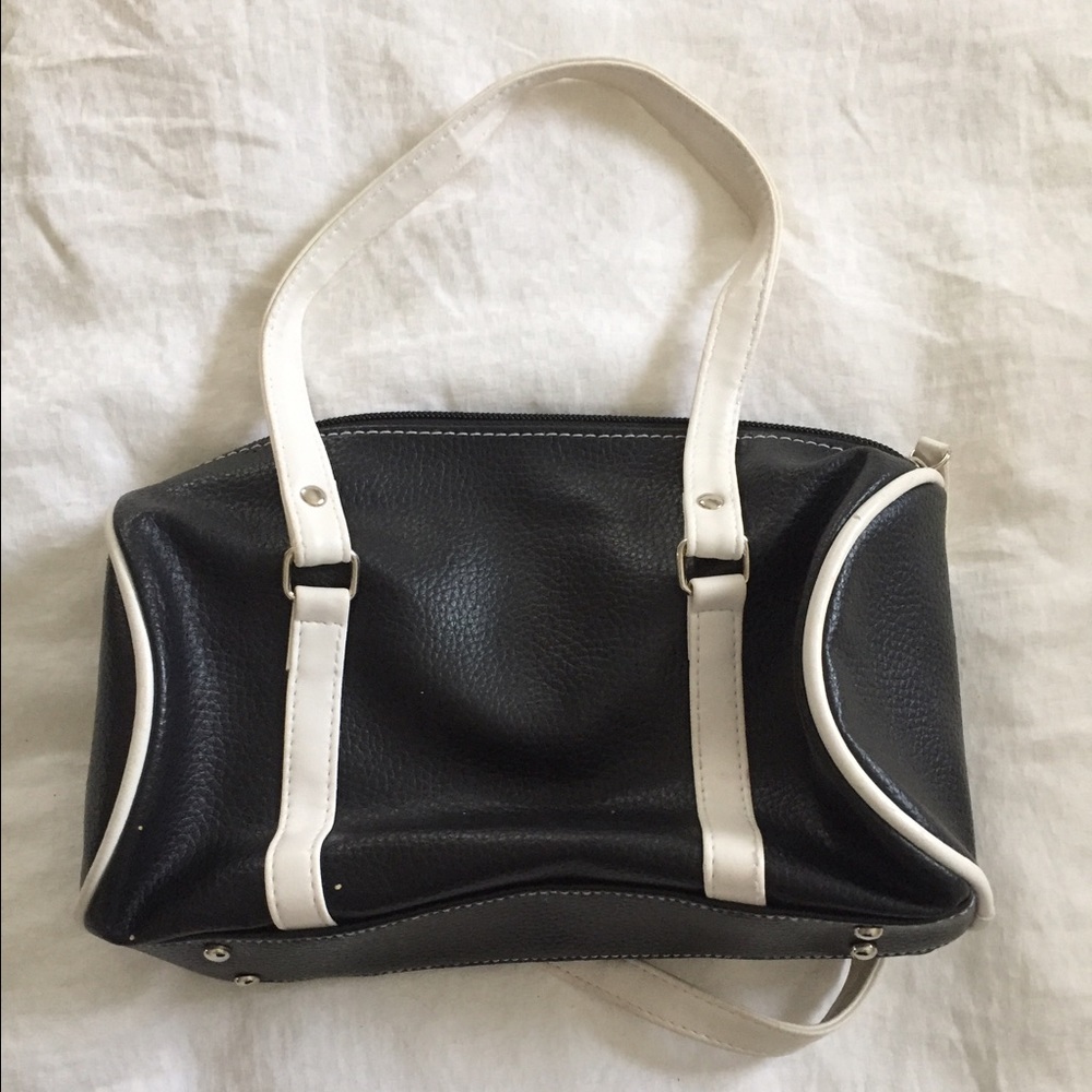 Estée Lauder clutch makeup bag small duffle