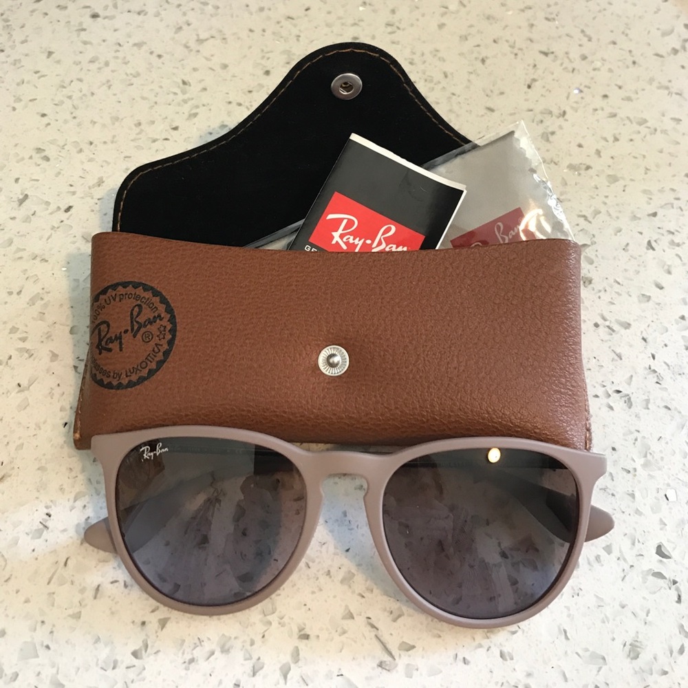 RayBan Women's Erika Wayfarer Sunglasses