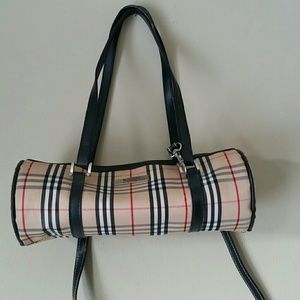 Knock off Burberry barrel bag