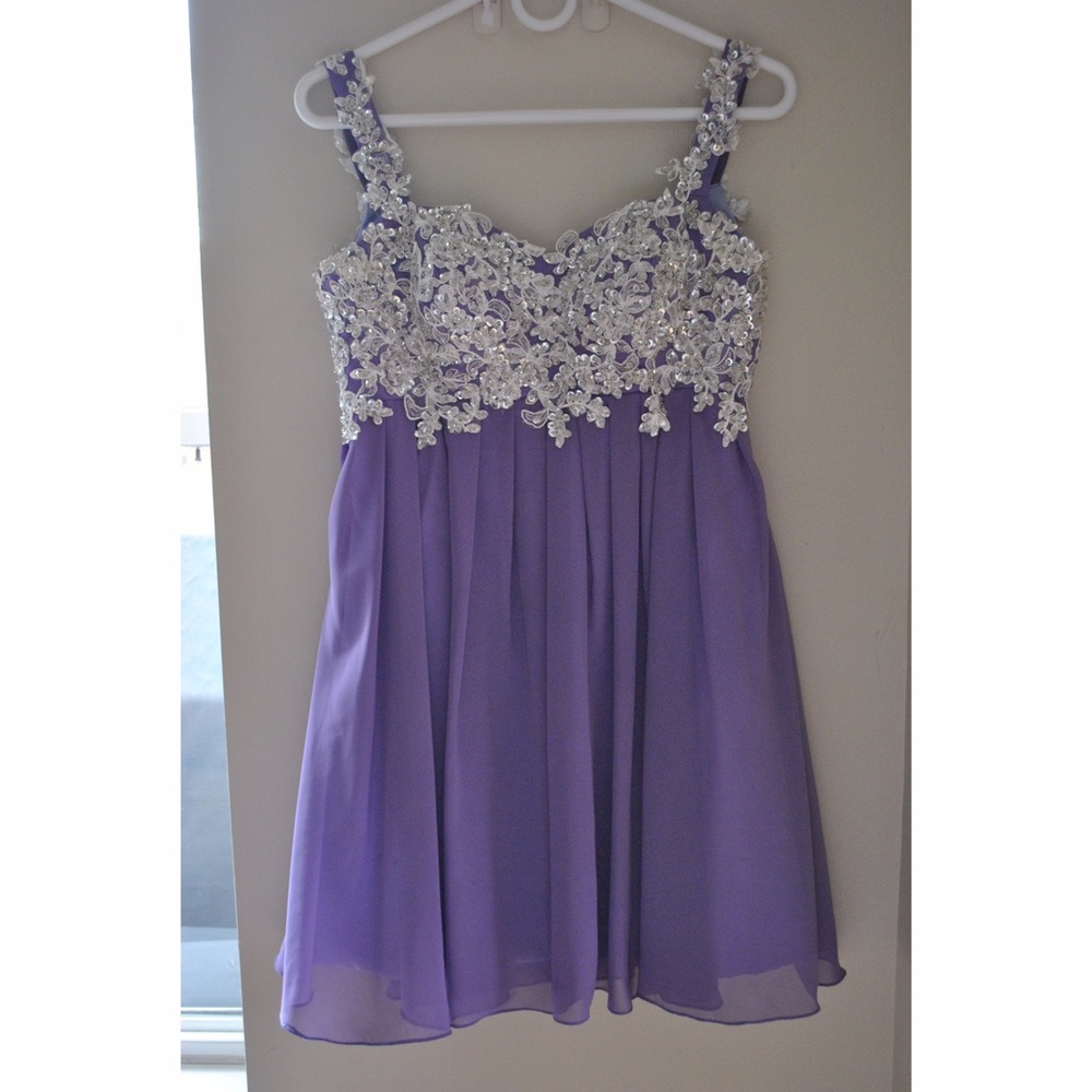 LOWERED PRICE 💜Purple homecoming dress💜