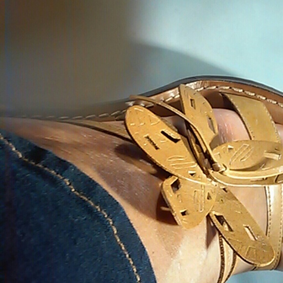 Enzo Angiolini Genuine Leather Sandals - Picture 4 of 4