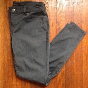 The Limited exact stretch skinny leg pants