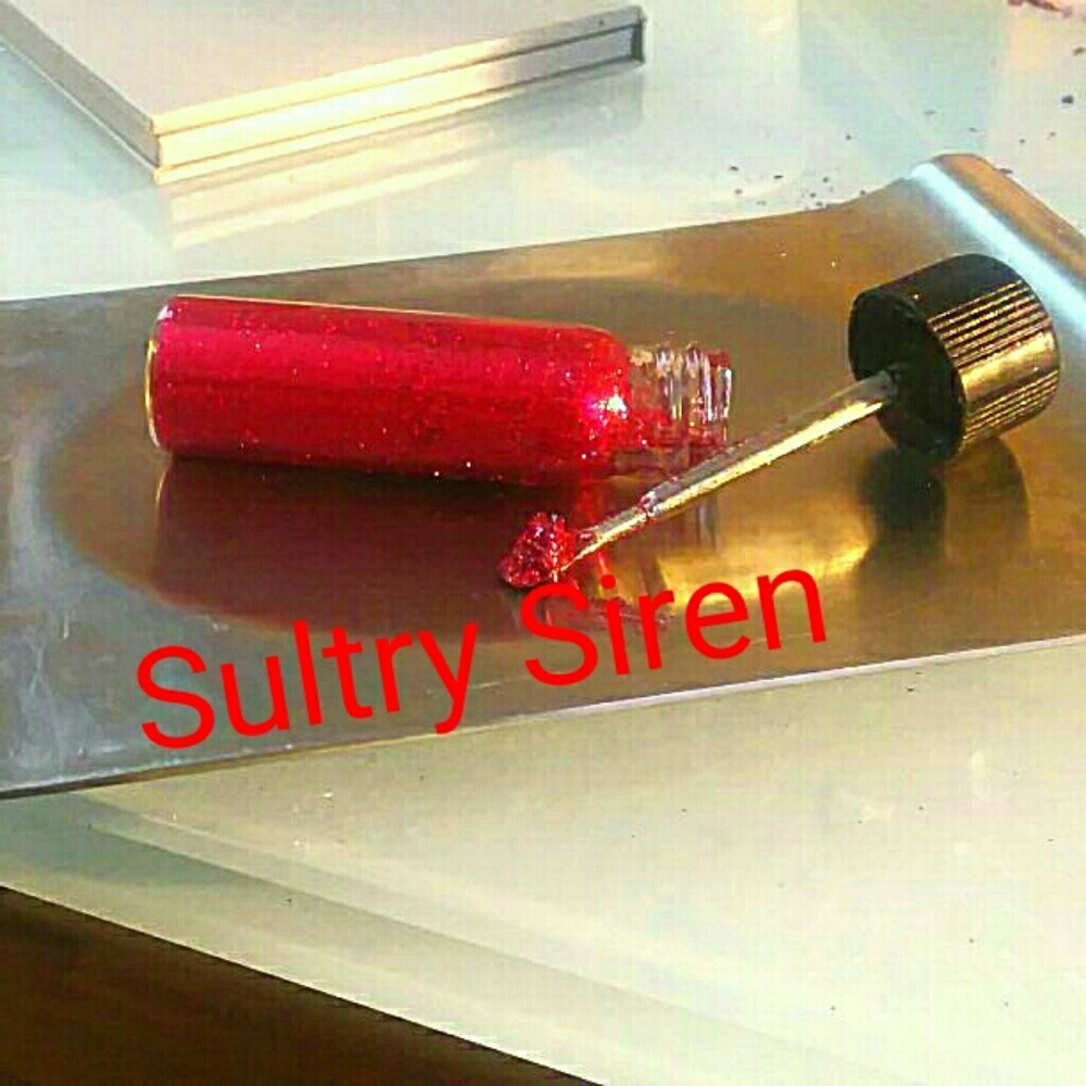 *NEW* WET GLITTER VIALS