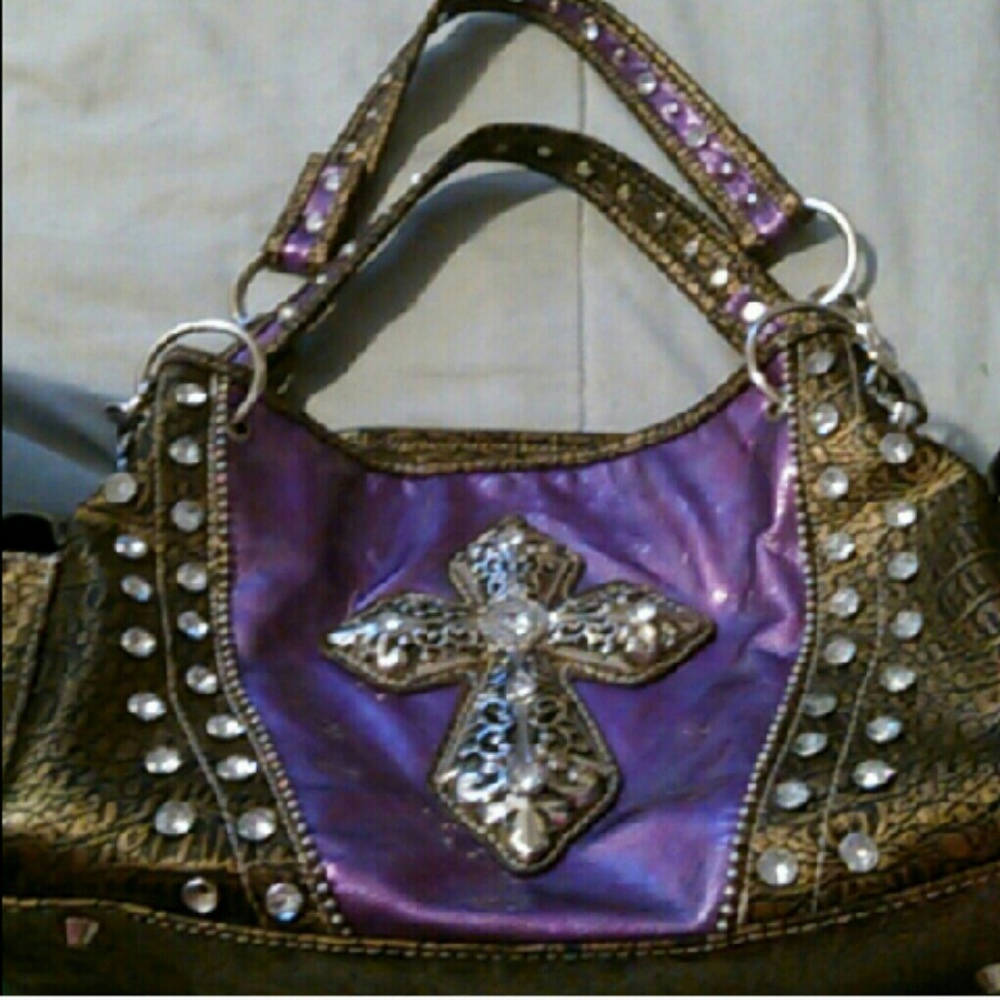Cross purse