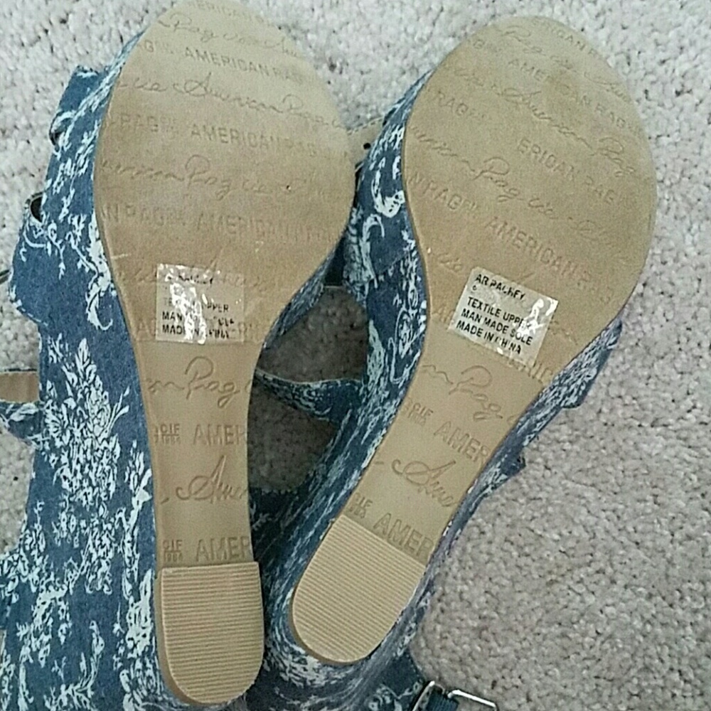 New American Rag Wedges - Picture 4 of 4
