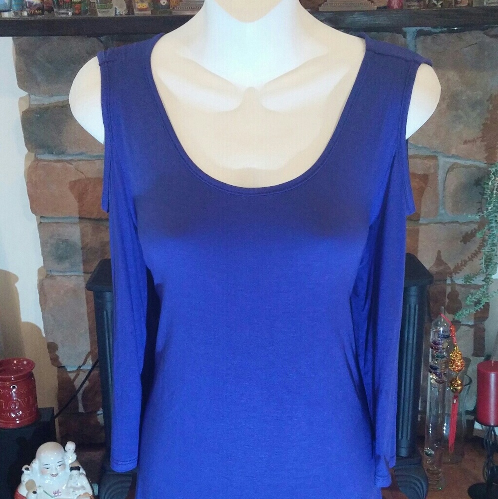 FEVER Cold Shoulder Top NWOT