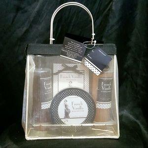 Simple Pleasures French Vanilla Spa Set