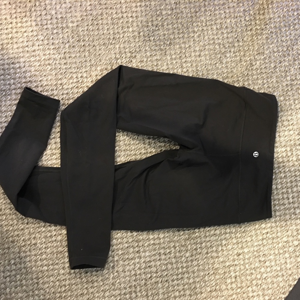 Lululemon Wunder Under leggings