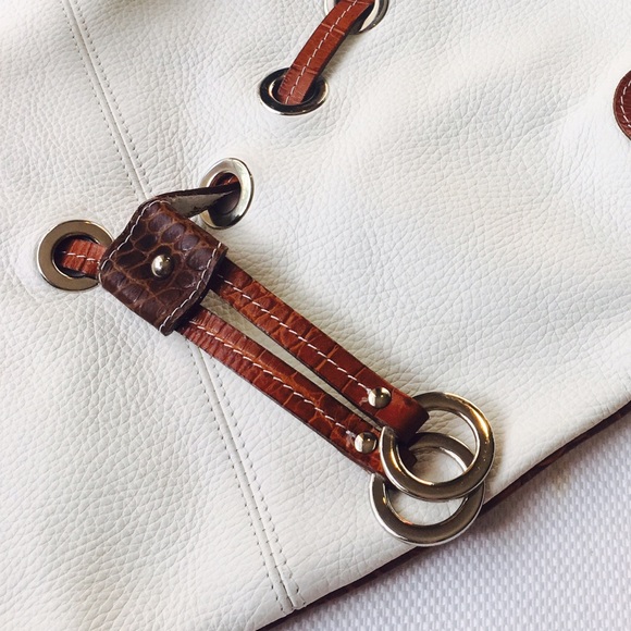 SALE Claudia Firenze Genuine Leather Handbag - Picture 4 of 5