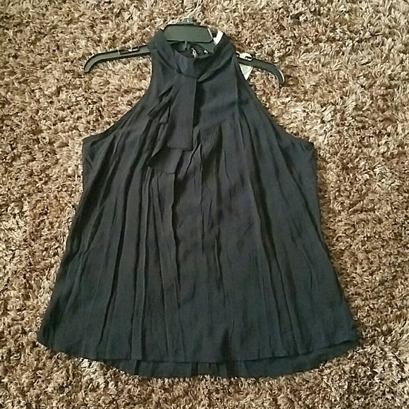 SELF ESTEEM sleeveless top - Picture 3 of 6