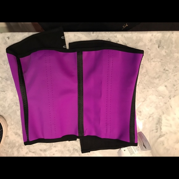 Waist Trainer by Waisted Gang - Picture 2 of 4